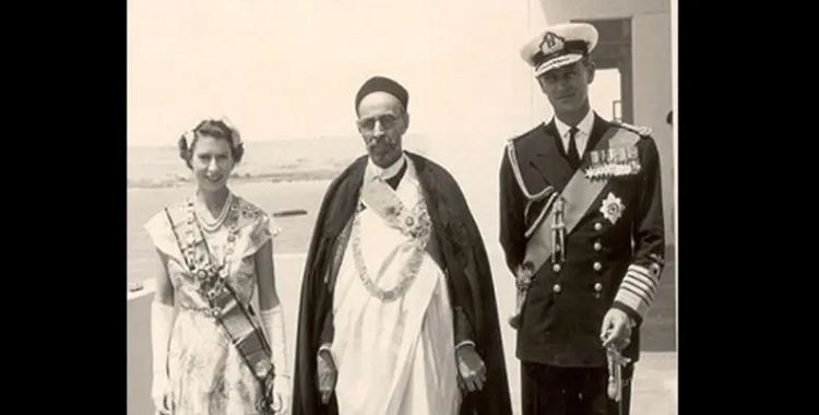 La Regina Elisabetta II in Libia: la prima visita in un Paese arabo